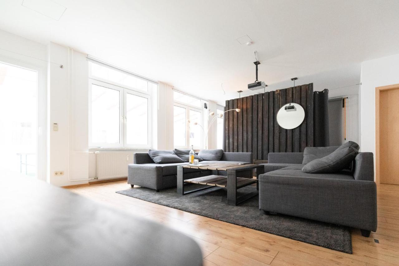 230 M2 Loft Mit Eigenem Wintergarten Mit Tischtennis & Dart, Kostenloser Parkplatz Erfurt Kültér fotó