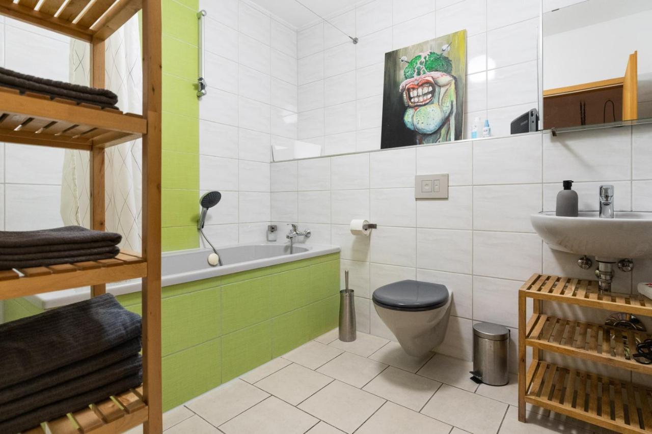 230 M2 Loft Mit Eigenem Wintergarten Mit Tischtennis & Dart, Kostenloser Parkplatz Erfurt Kültér fotó
